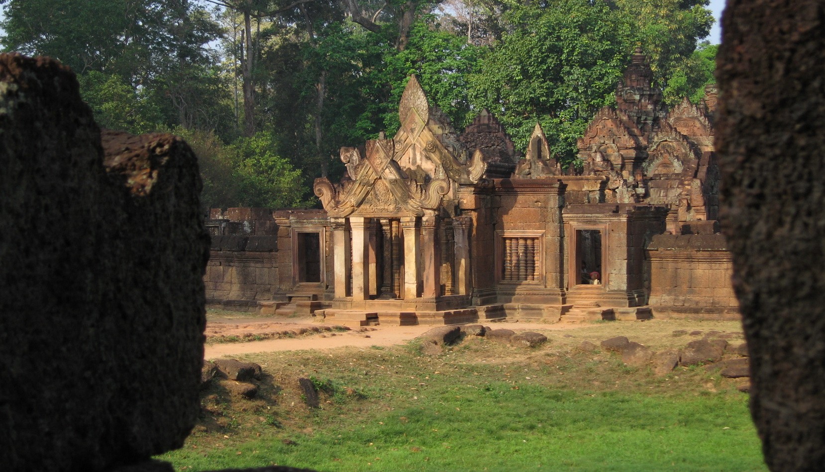 banners/AsiaTracks_banteay srei, Angkor_5f7c7b269b785.jpg